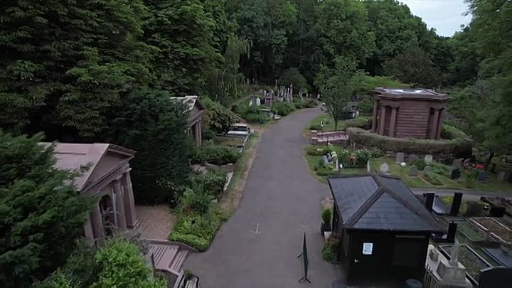 Weird Britain S01E12 -London