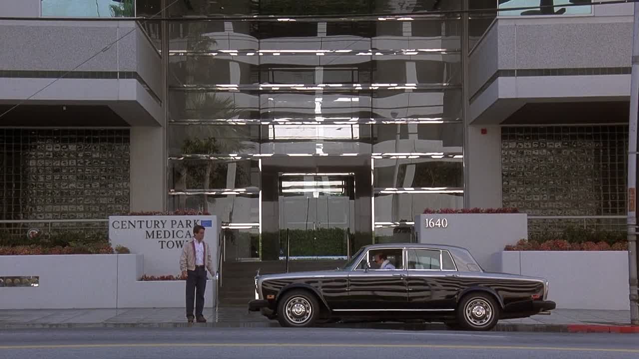 She's Out Of Control 1989 1080p WEBRip x264-[YTS AM]