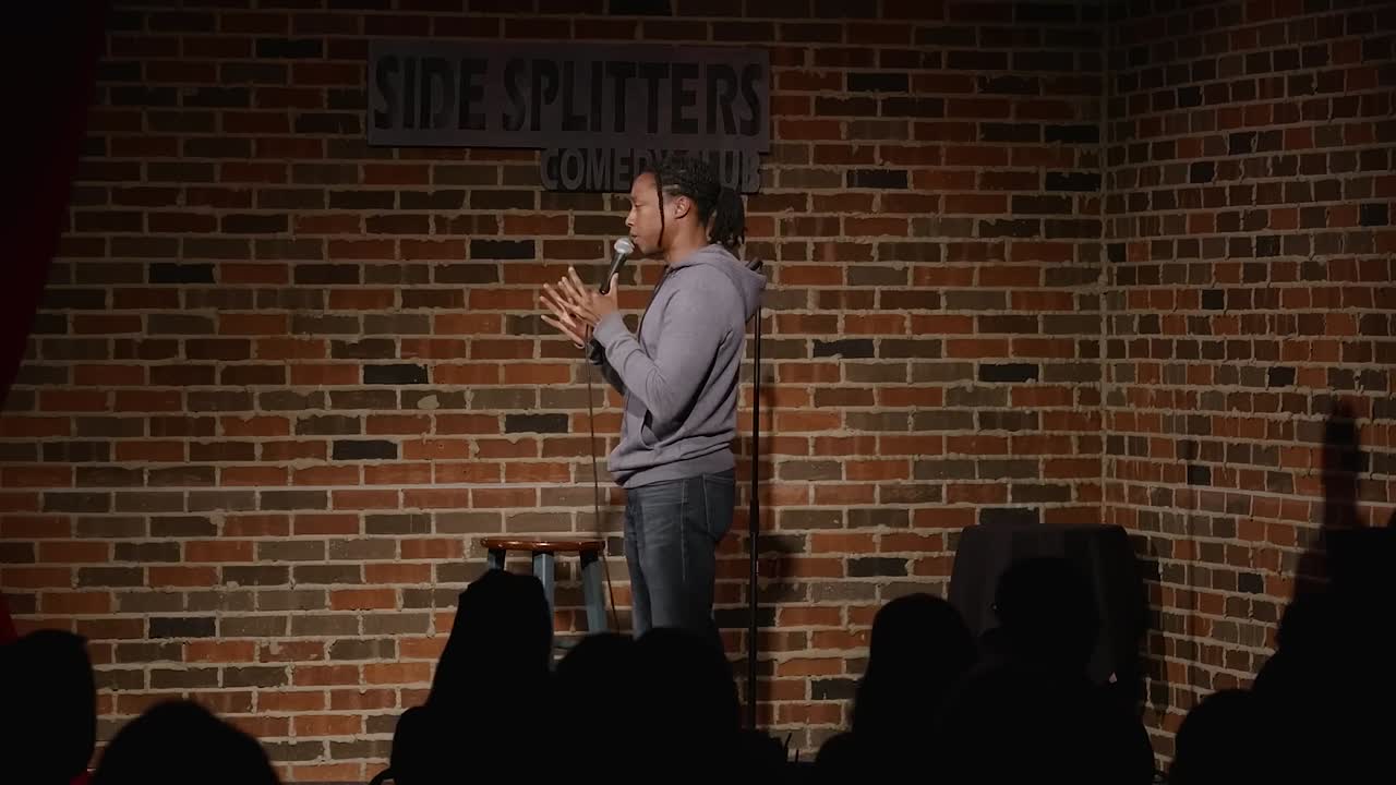 ⁣Jeff Bezos Gets a Strike for Christmas (1080p_24fps_H264-128kbit_AAC)