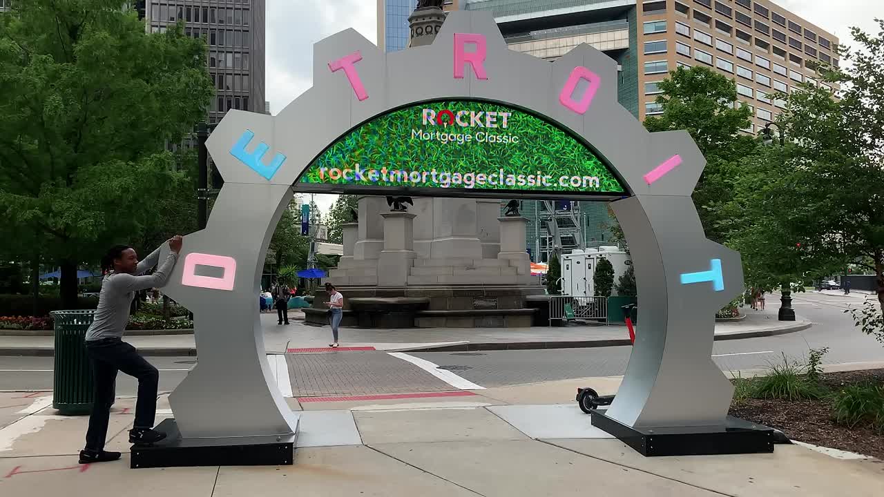 Presidential Debate Breakdown (1080p_24fps_H264-128kbit_AAC)