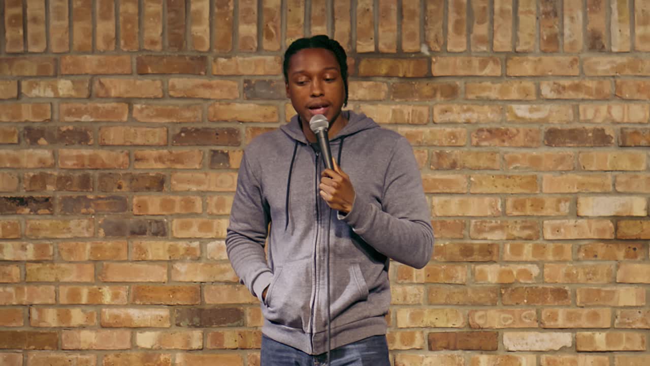 ⁣Trump Vs Biden Just Got More Insane (2160p_24fps_AV1-128kbit_AAC)