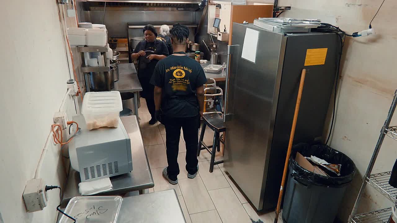 Gordon Ramsay's Secret Service S01E03