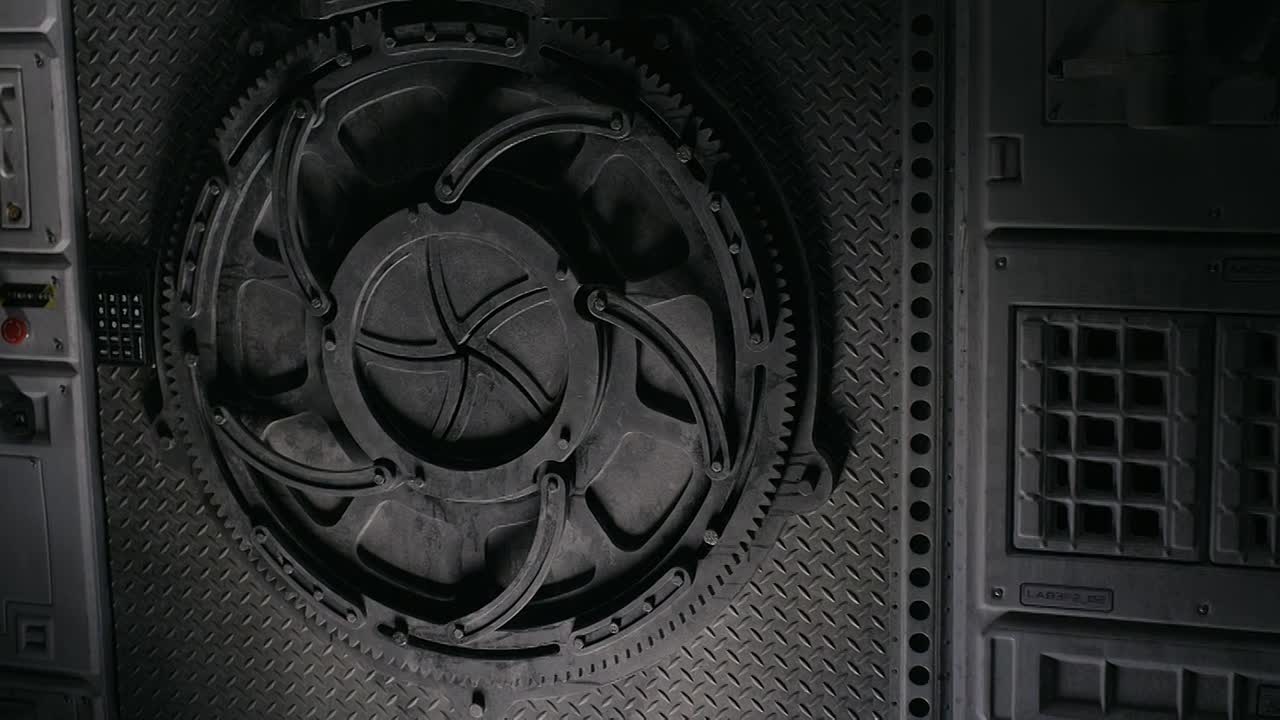 Stranded 2013 1080p BluRay x264 AAC5 1-