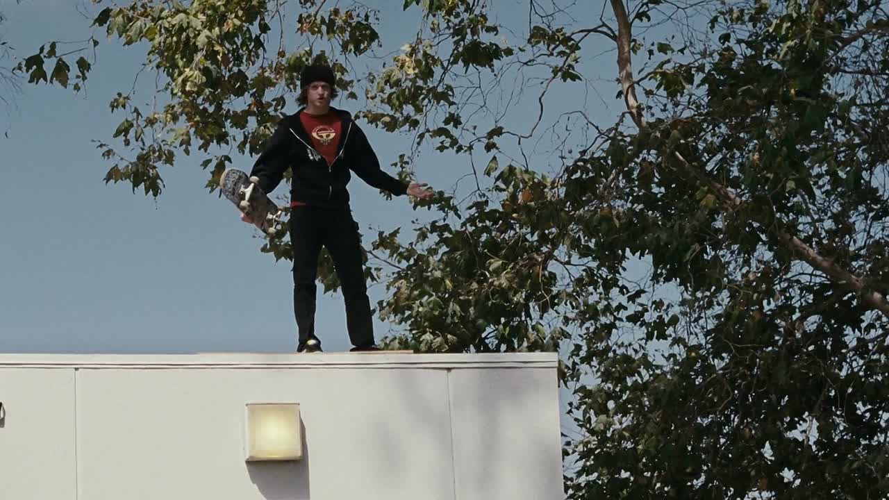 ⁣The Kids Are All Right 2010 1080p BluRay x264 YIFY