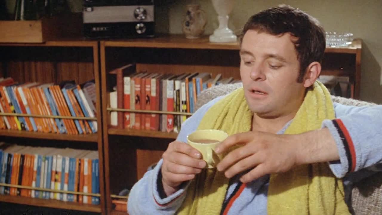 ⁣When Eight Bells Toll 1971 1080p BluRay x264 AAC-