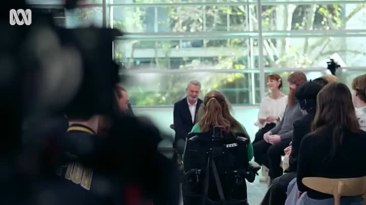 ⁣The question that shook Sam Neill -The Assembly