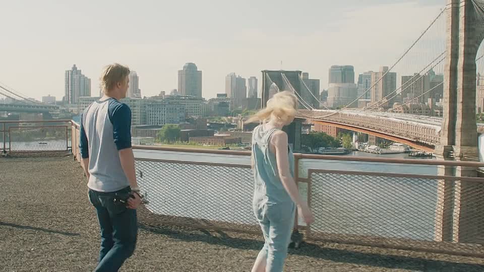 Very Good Girls 2013 720p BluRay x264 YIFY