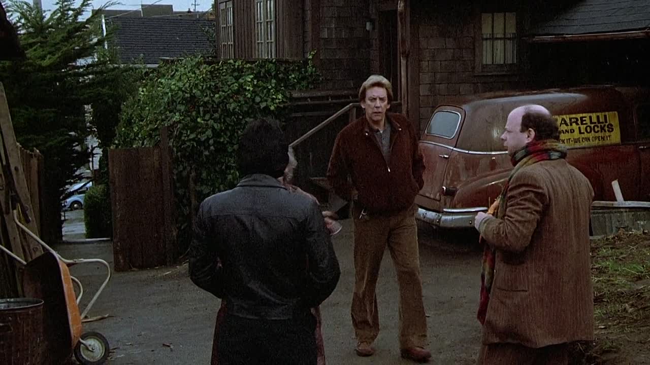 ⁣Crackers 1984 1080p BluRay x264 AAC-