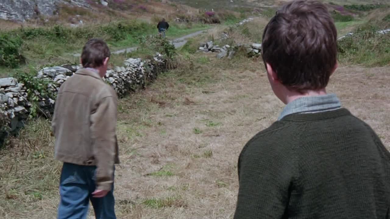 ⁣War Of The Buttons 1994 WEBRip x264 AAC