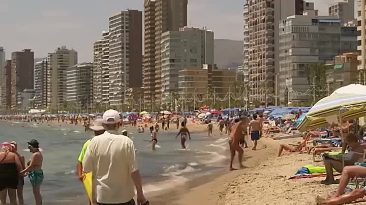 ⁣Owning A Benidorm Bar