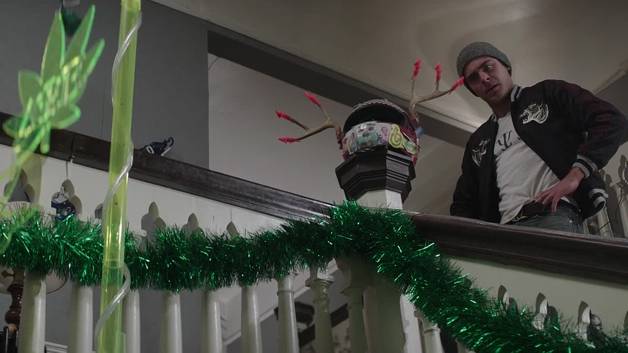 ⁣Neighbors 2014 1080p BluRay x264 YIFY