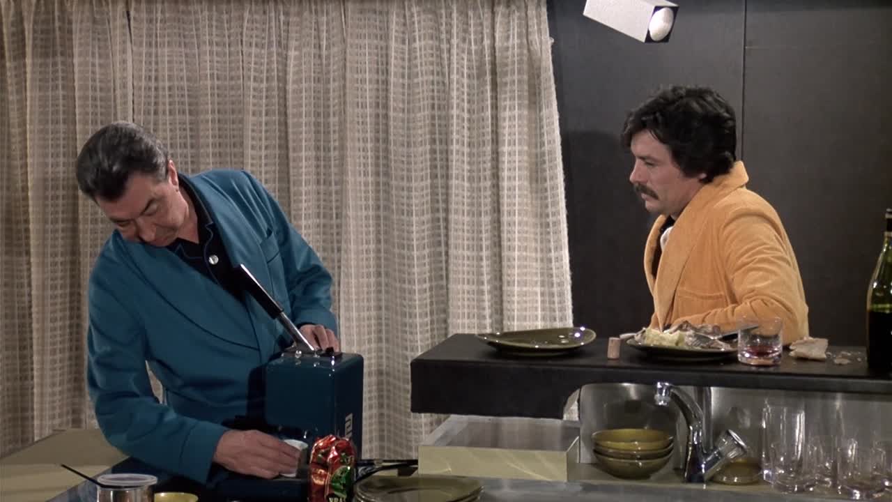 Le Gitan 1975 FRENCH VOF 1080p HDLight AC3 2 0 H264-LiHDL