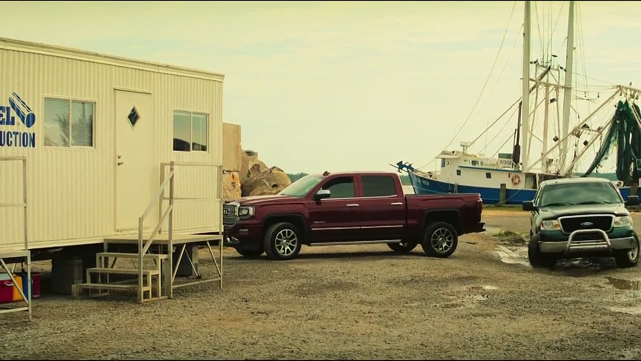 Arsenal 2017 1080p BluRay H264 AAC-RARBG