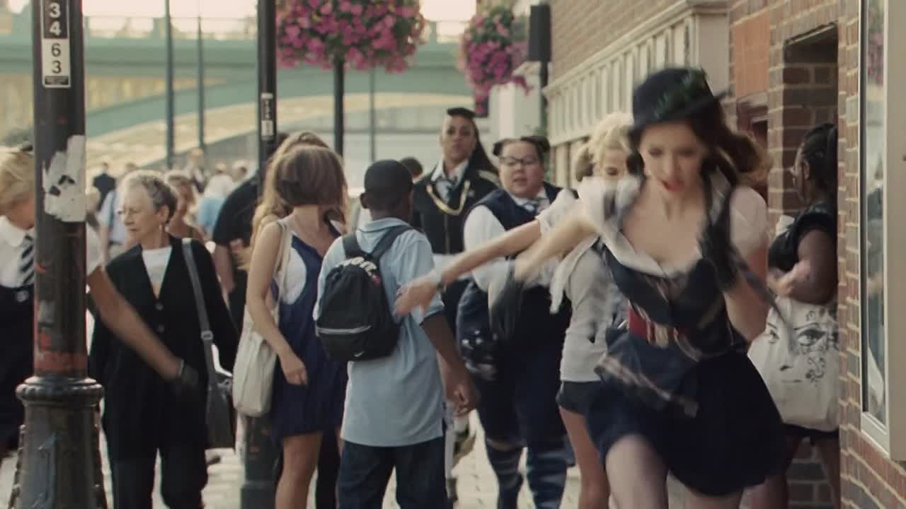 St Trinian's 2 The Legend Of Fritton's Gold 2009 1080p BluRay x264-[YTS AM]