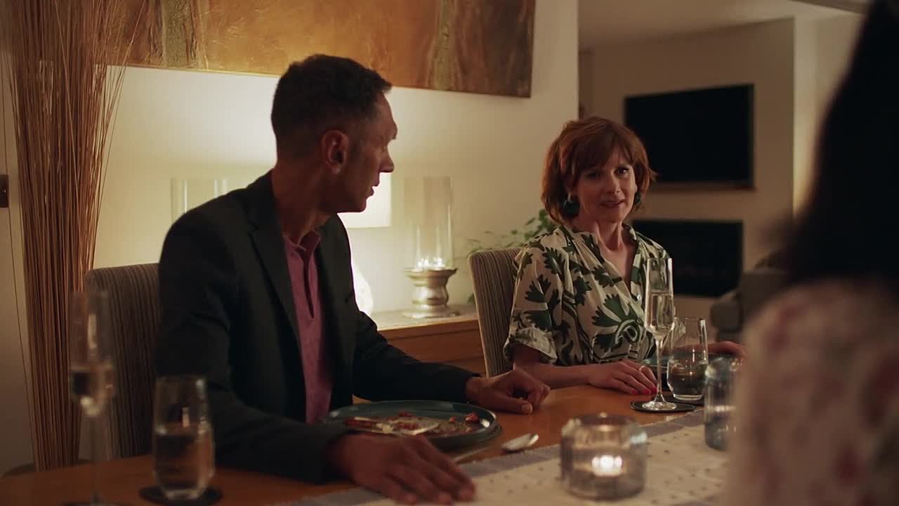 Such Brave Girls S01E02