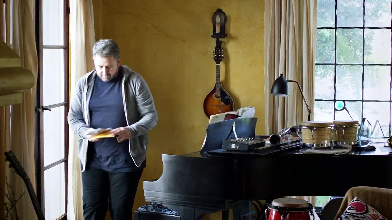 ⁣Pearl 2020 1080p WEBRip x264 AAC