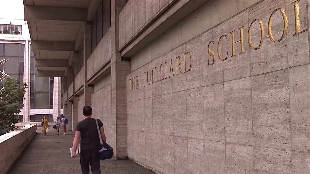 ⁣Crossroads 1986 1080p BluRay x264 AAC-