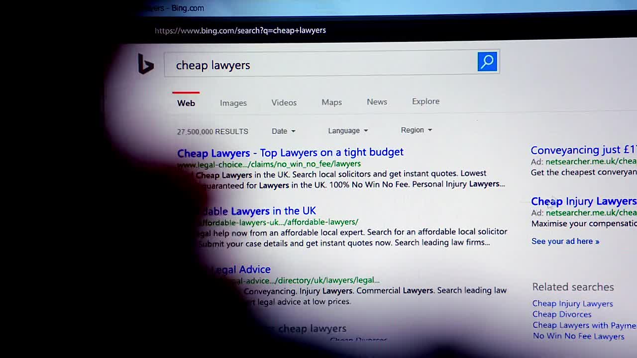 Sick Note S01E01 Queen Of Hearts