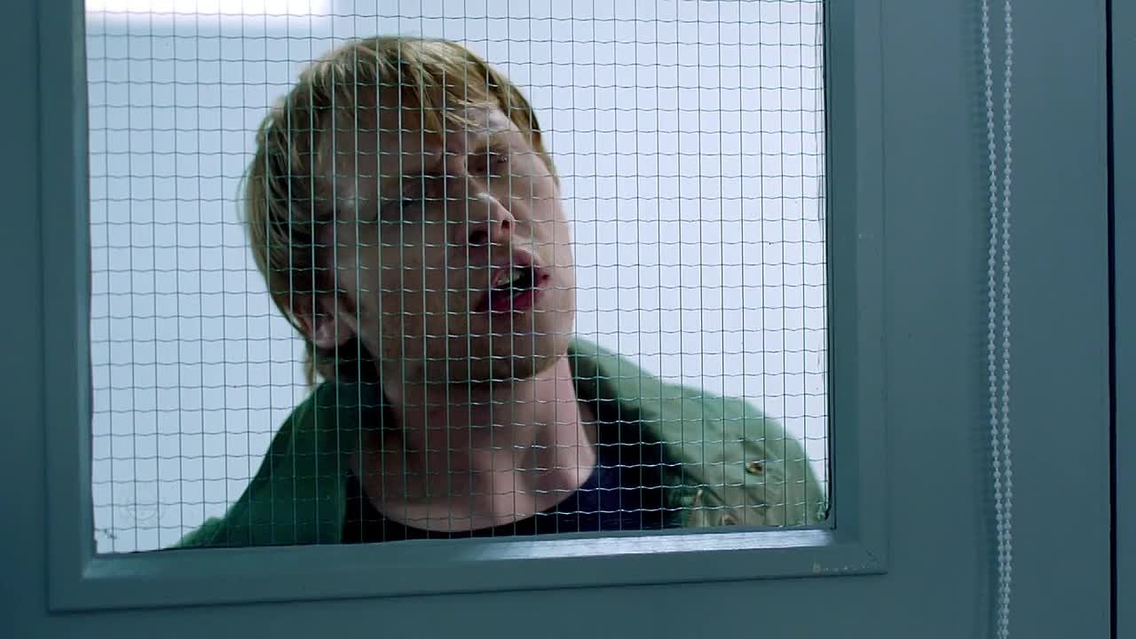 ⁣Sick Note S01E05 Airplane Mode