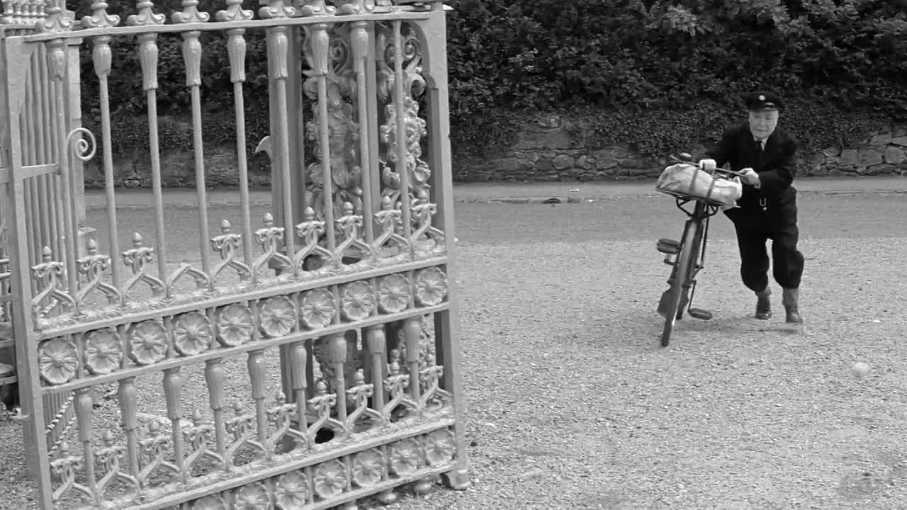 Johnny Nobody 1961 816p WEBRip x264 AAC