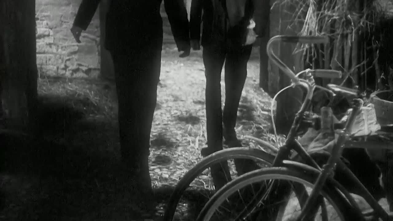 ⁣Bon Voyage 1944 FRENCH 1080p WEBRip x264 AAC