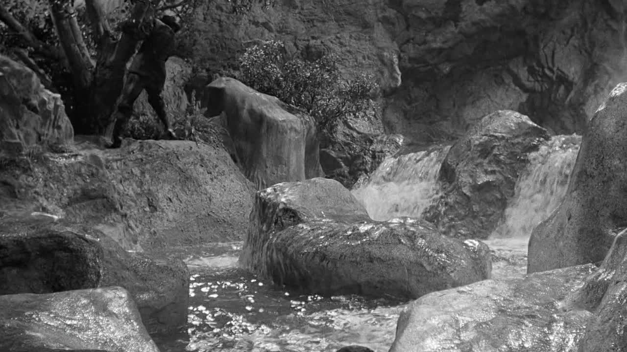 Saboteur 1942 1080p BluRay x264-[YTS AM]