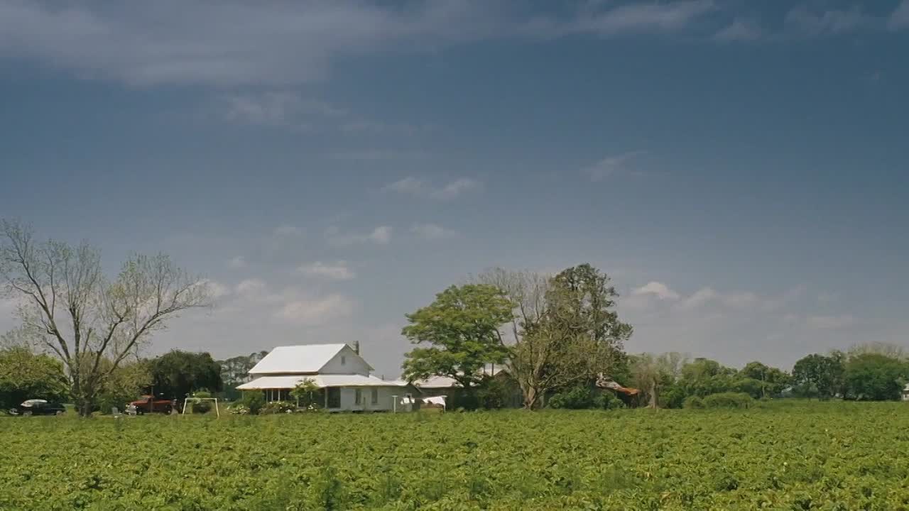 ⁣Lonely Hearts 2006 1080p HDRip x264