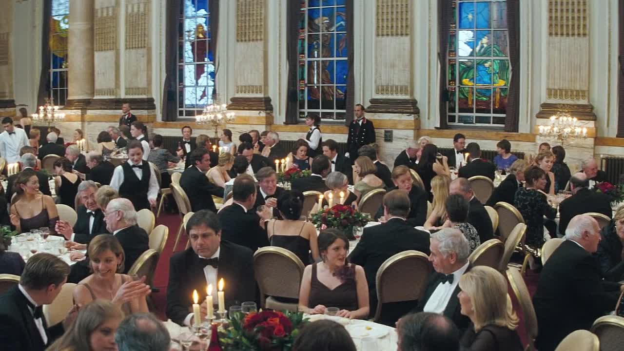 ⁣Bridget Jones The Edge Of Reason 2004 1080p BluRay x264 AAC5 1-