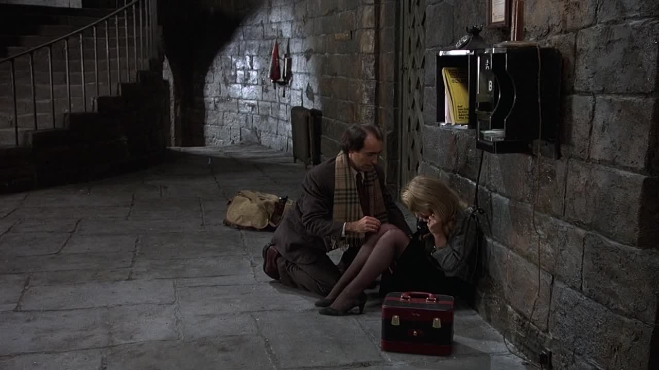 ⁣High Spirits 1988 1080p BluRay x264 YIFY