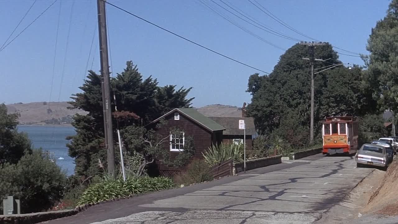 Dr Goldfoot And The Bikini Machine 1965 1080p BluRay x264-[YTS AG]