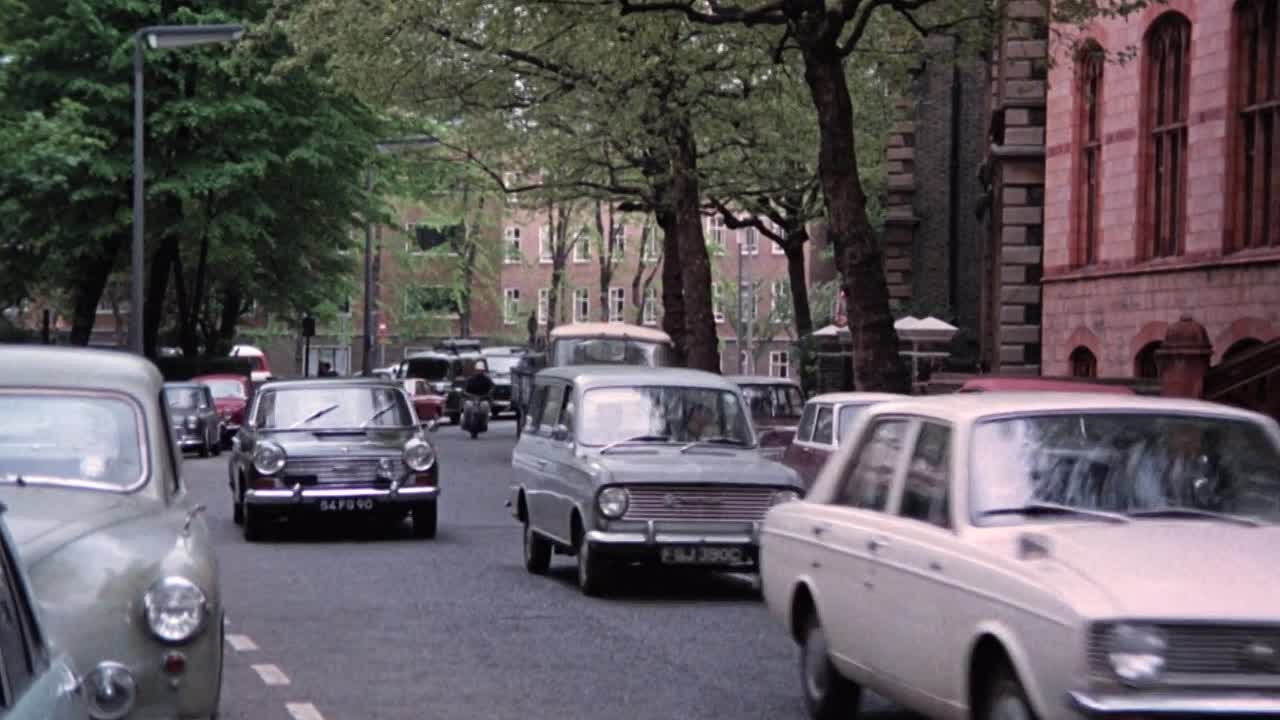 ⁣Horror House 1969 1080p BluRay x264-[YTS AM]