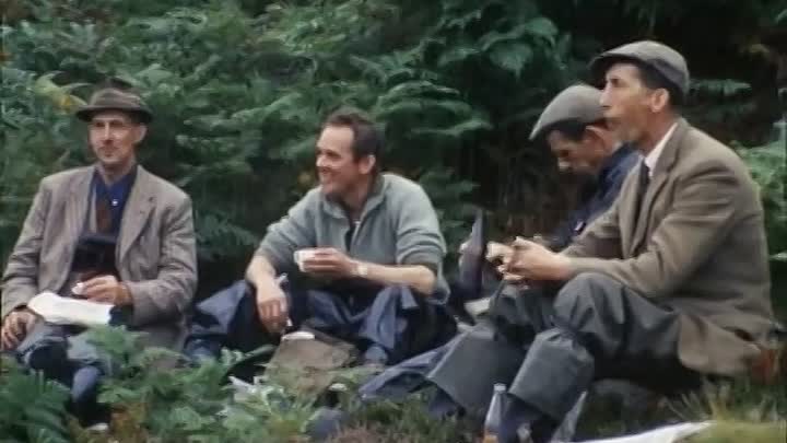 Whicker's World S02E03 -The Glorious Twelfth