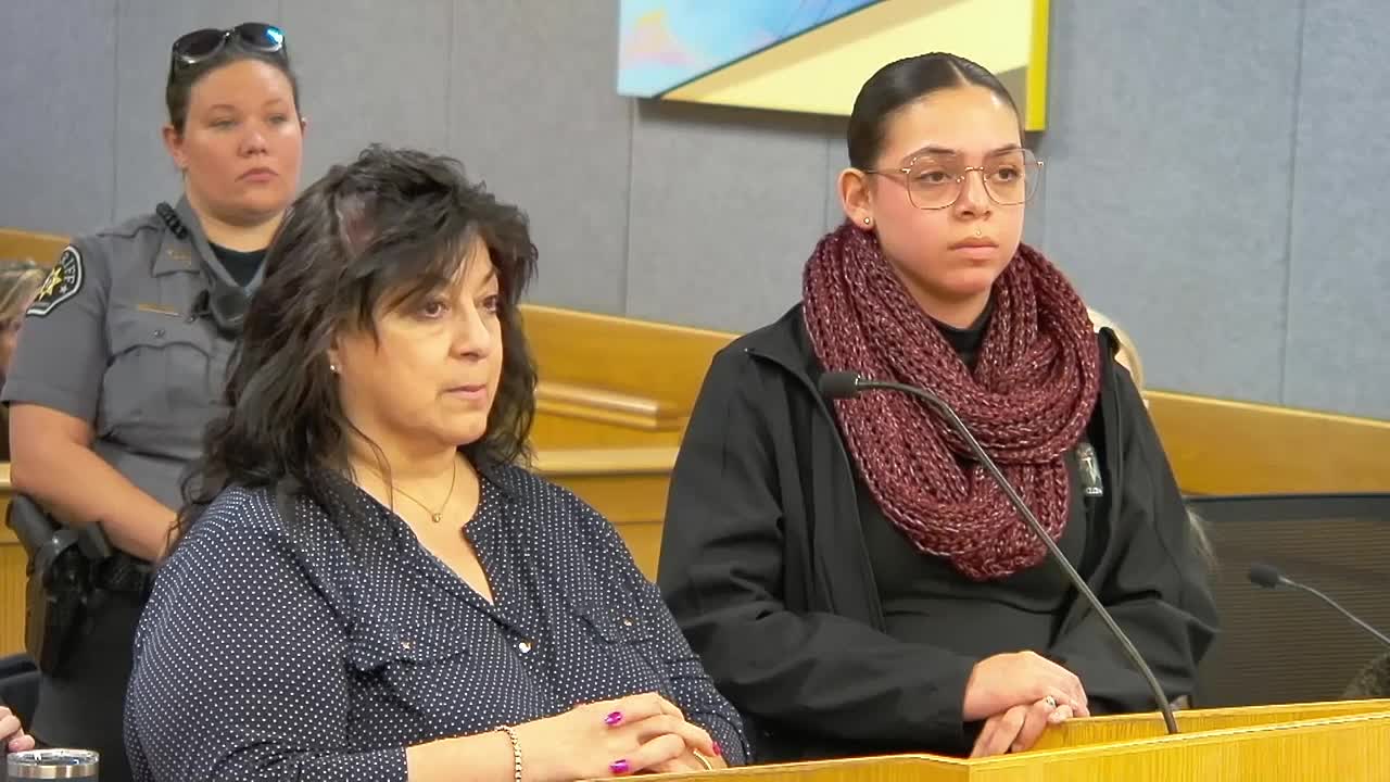 ⁣Killer Cases S07E07