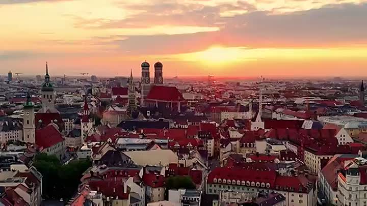 ⁣Theodor Morell -The Doctor Who Doped Hitler