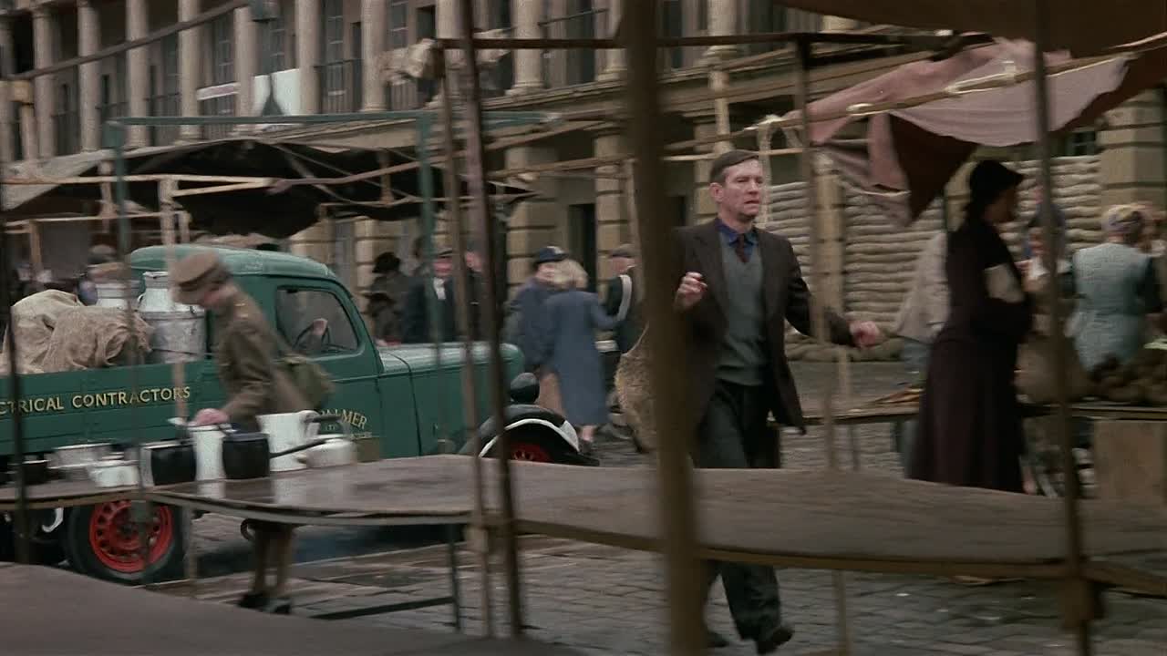 The Dresser 1983 1080p WEBRip x264 AAC-