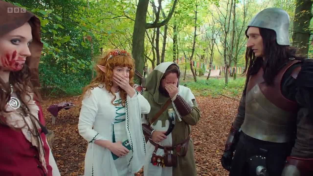 ⁣Here We Go S03E03 -Robin's LARP Festival