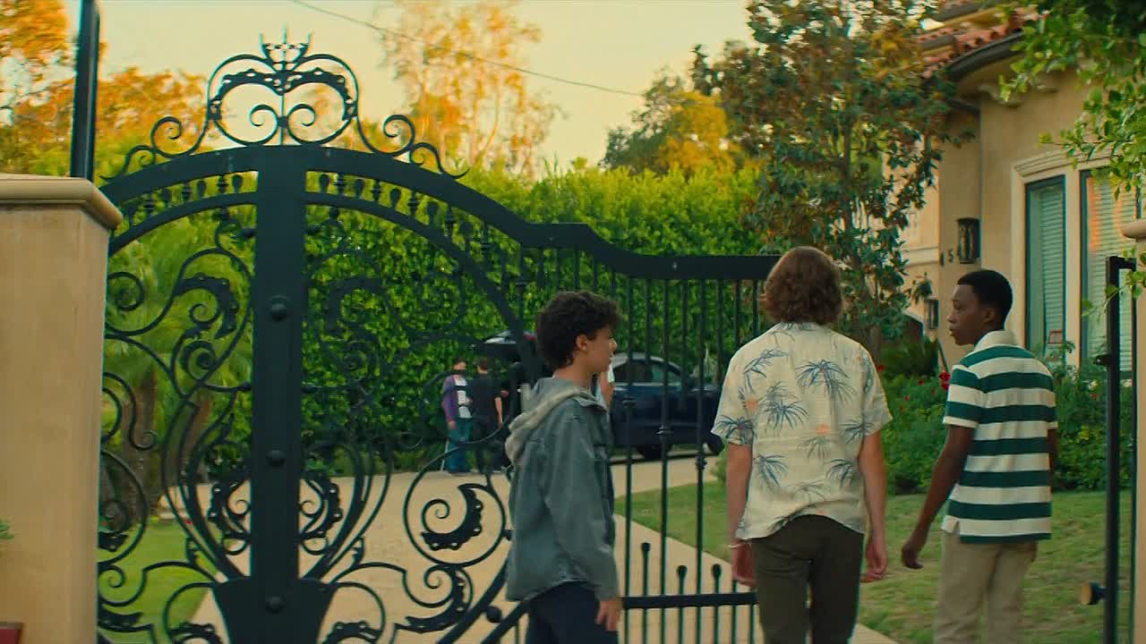 Incoming 2024 1080p WEBRip x264 AAC5 1-