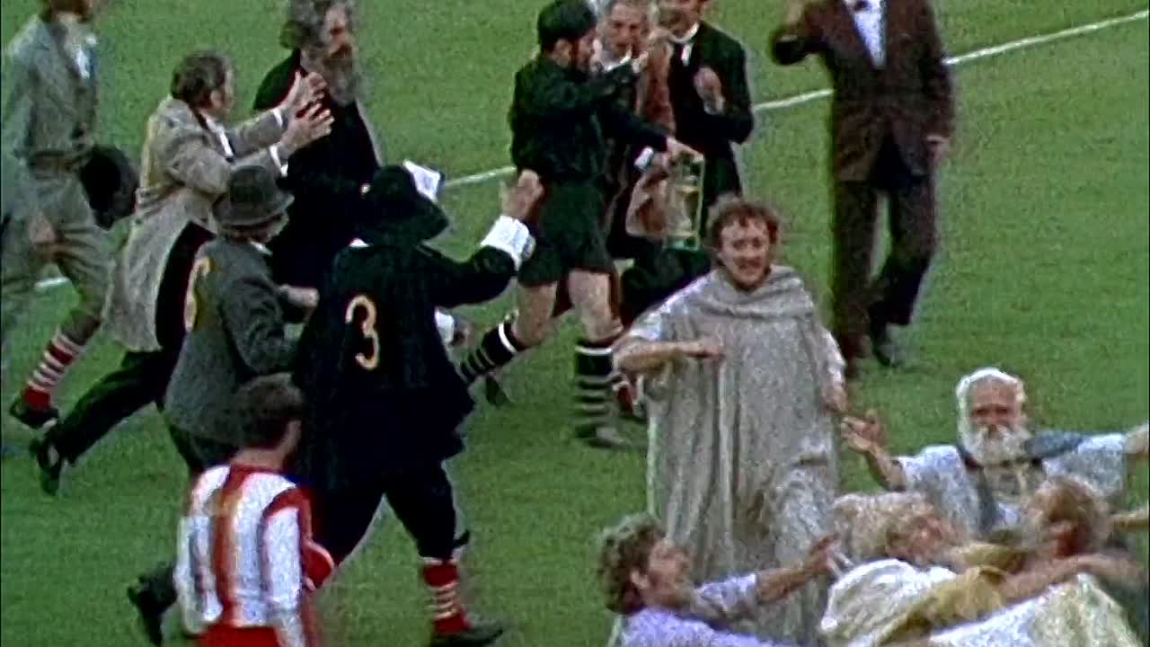 ⁣Monty Python Live At The Hollywood Bowl 1982 1080p WEBRip x264 AAC-