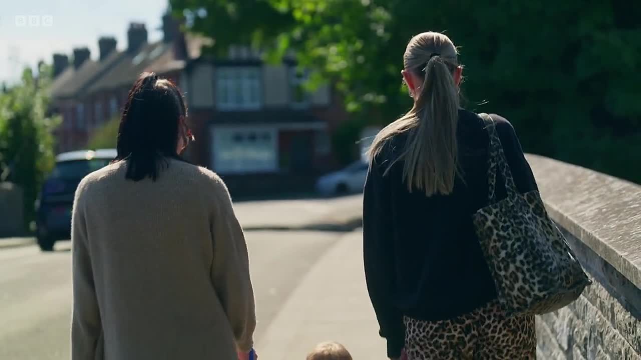 To Catch a Stalker S01E01