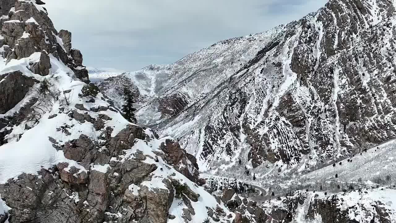 ⁣Lie Detector Truth or Deception S01E01