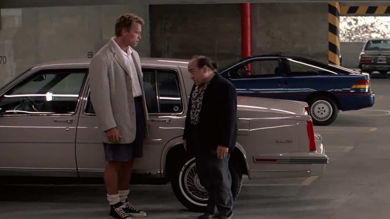 ⁣Twins 1988 1080p BluRay x264-[YTS AG]