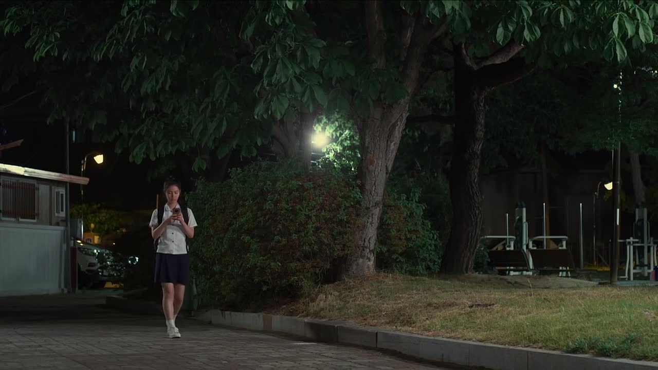 Thunderstruck Cop 2025 KOREAN HC ENG SUBS 1080p WEBRip x264 AAC-