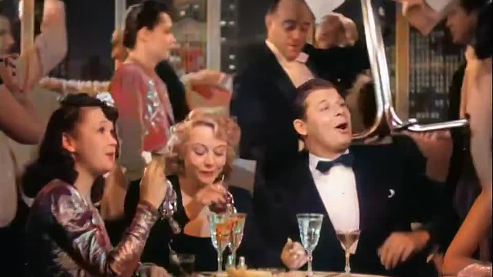 ⁣Mr Mrs Smith 1941 Colorized WEBRip x264 AAC