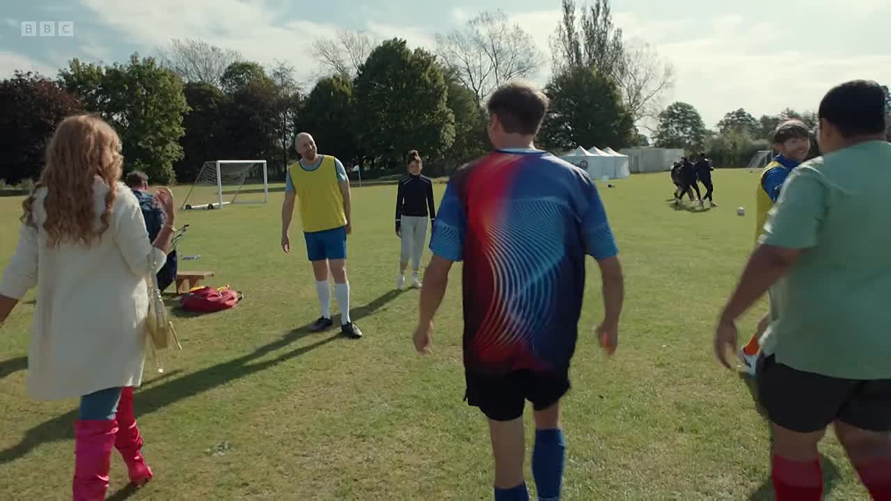 Here We Go S02E03 -Amy's Valentine's Flowers