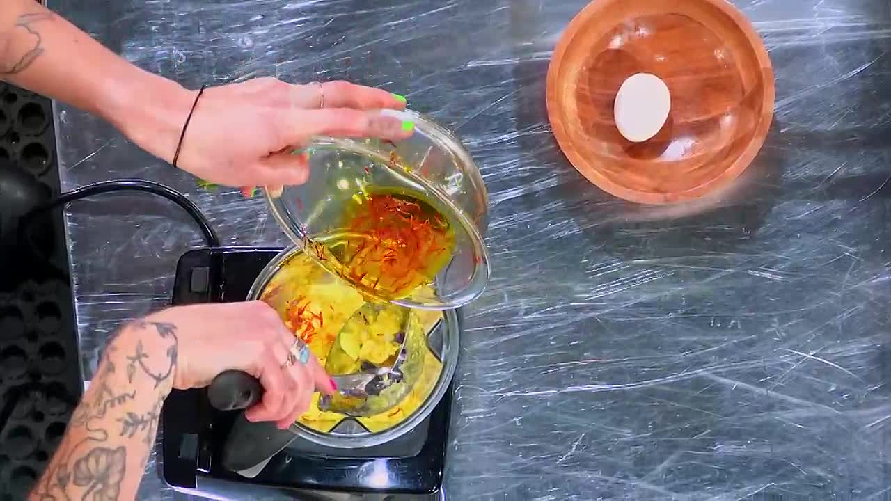 Chef Grudge Match S01E01 -Crosstown Double Cross