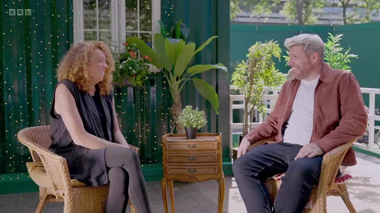 ⁣Edinburgh Unlocked S05E03