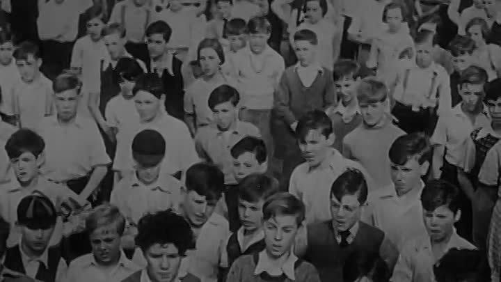 ⁣Emil and the Detectives 1935 480p WEBRip x264 AAC