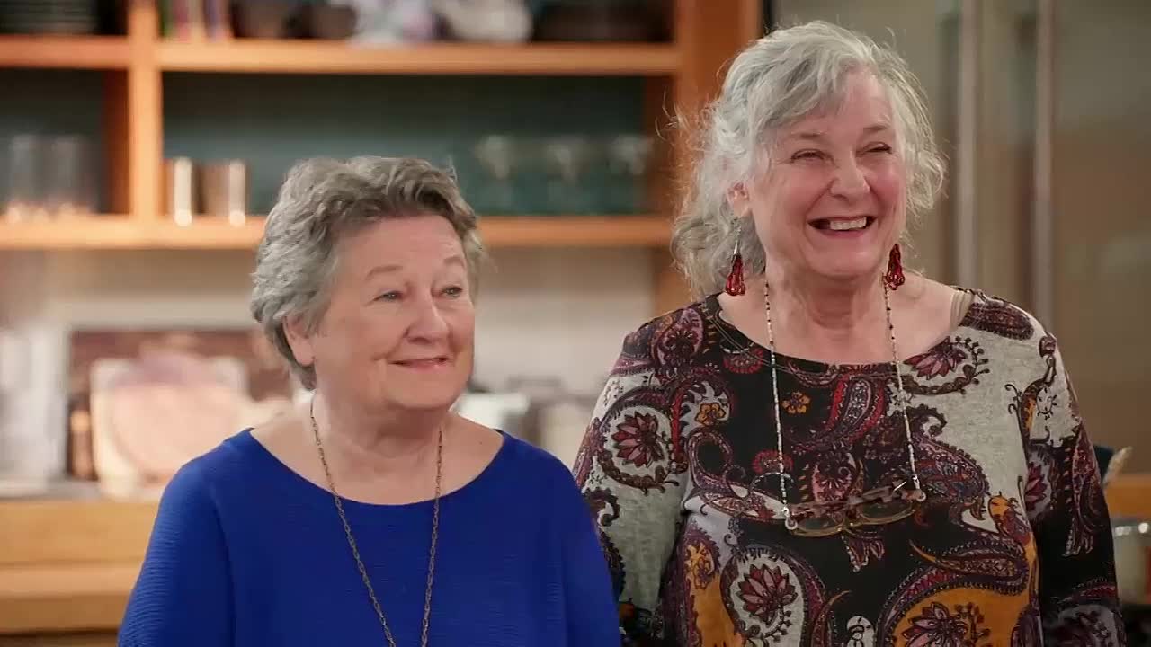 Family Recipe Showdown S01E08 -Southern Fried and Some Sides