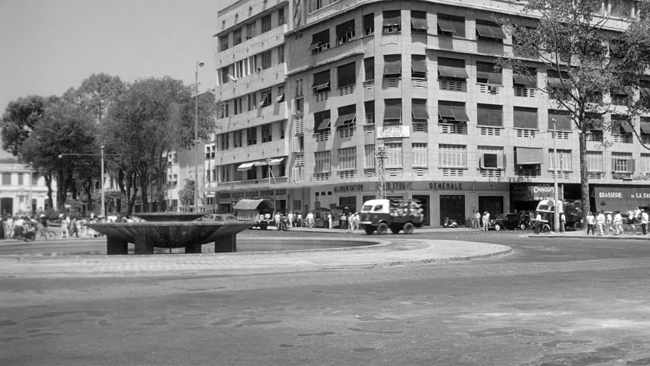 ⁣The Quiet American 1958 1080p BluRay x264 AAC-