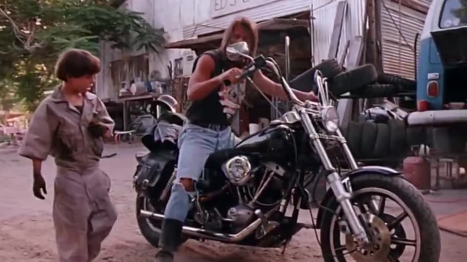 ⁣Huck and the King of Hearts 1994 720p WEBRip x264 AAC-456movie net